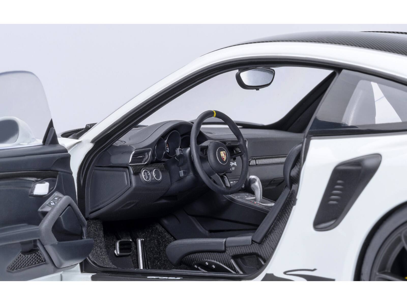 Alt View 3. Autoart - Porsche 911 (991.2) GT3 RS Weissach Package White with Carbon Hood and Top 1/18 Model Car by Autoart.