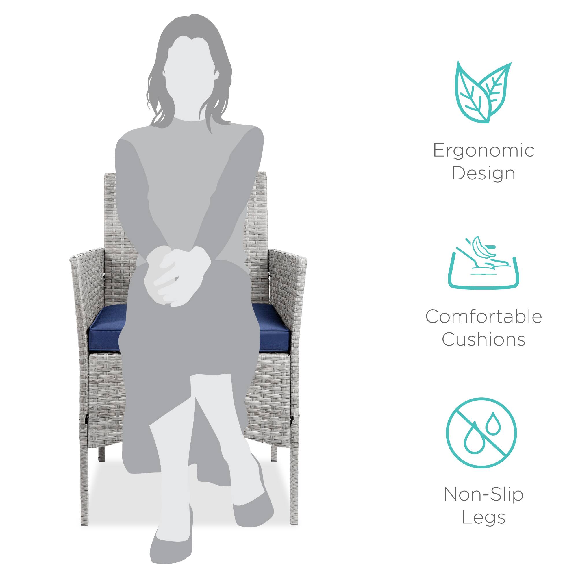 Ergonomic Design  
Comfortable Cushions  
Non-Slip Legs