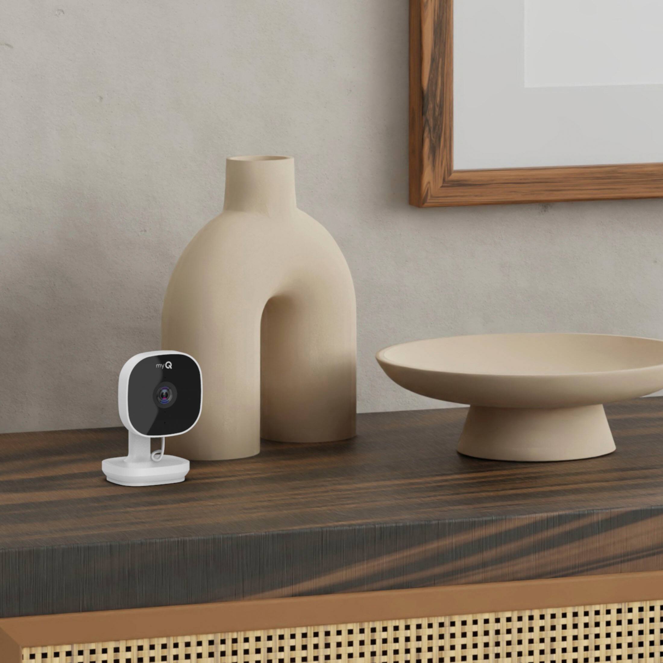 Alt View 19. Chamberlain - myQ Smart Indoor Home Security Camera - White.