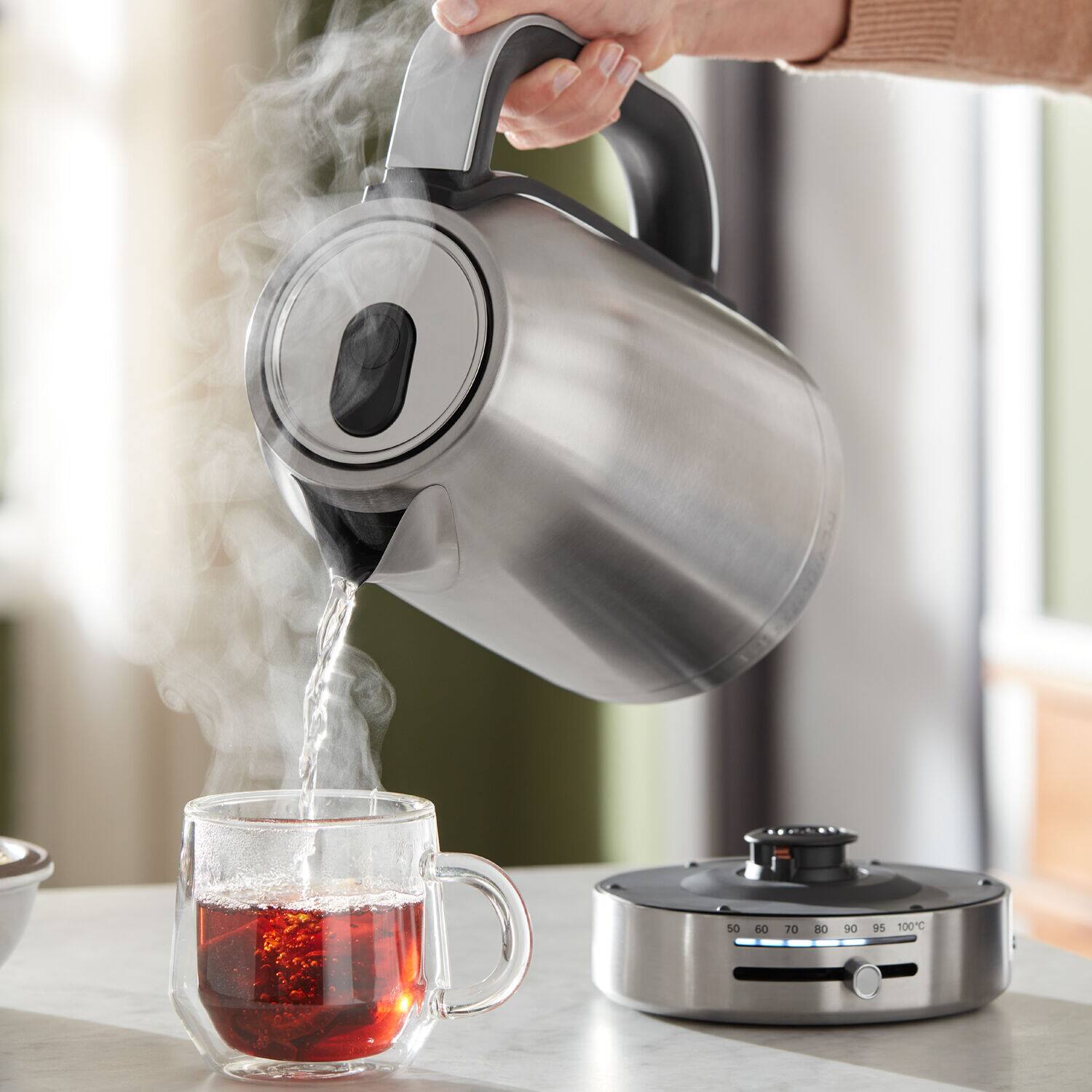 KitchenAid 1.7 Liter Electric Kettle, Stainless Stainless