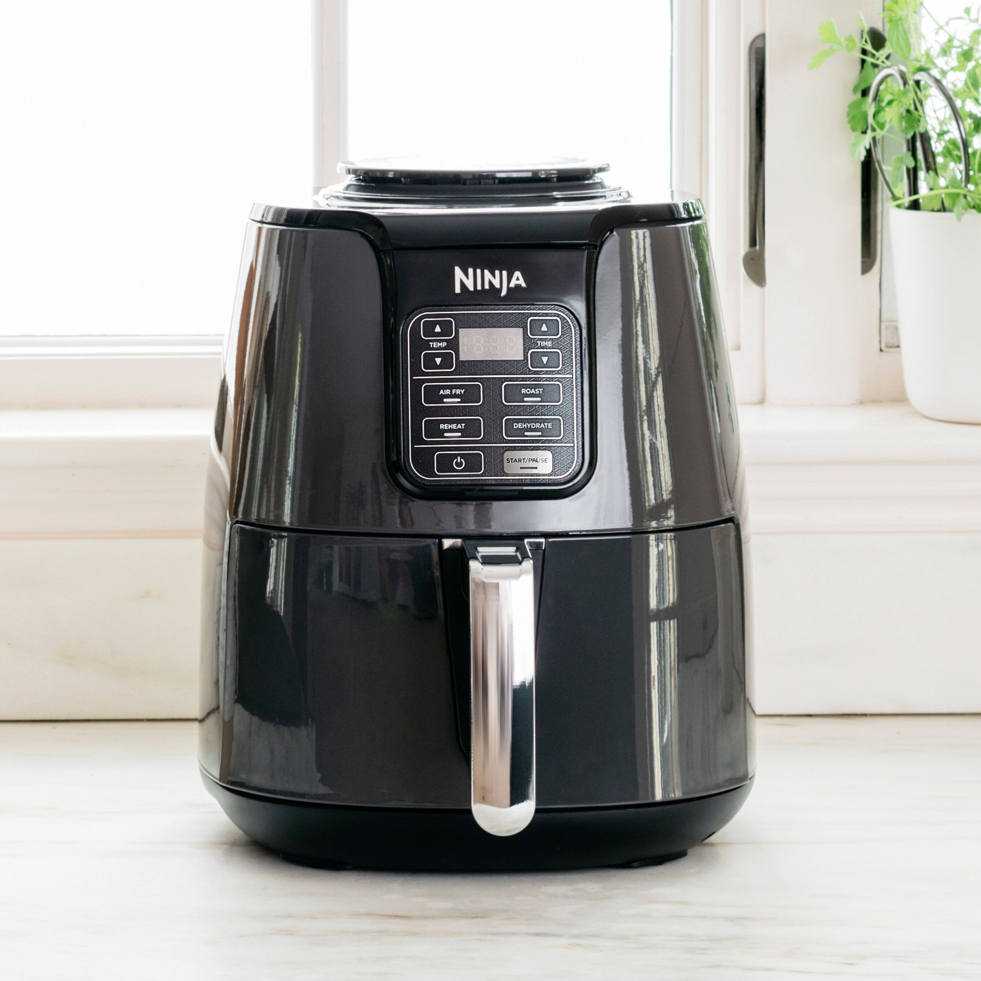 Angle. Ninja - Air Fryer - Black/Gray.