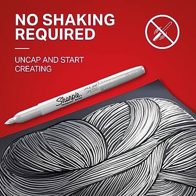 NO SHAKING REQUIRED  
UNCAP AND START CREATING  

Silver Sharpie