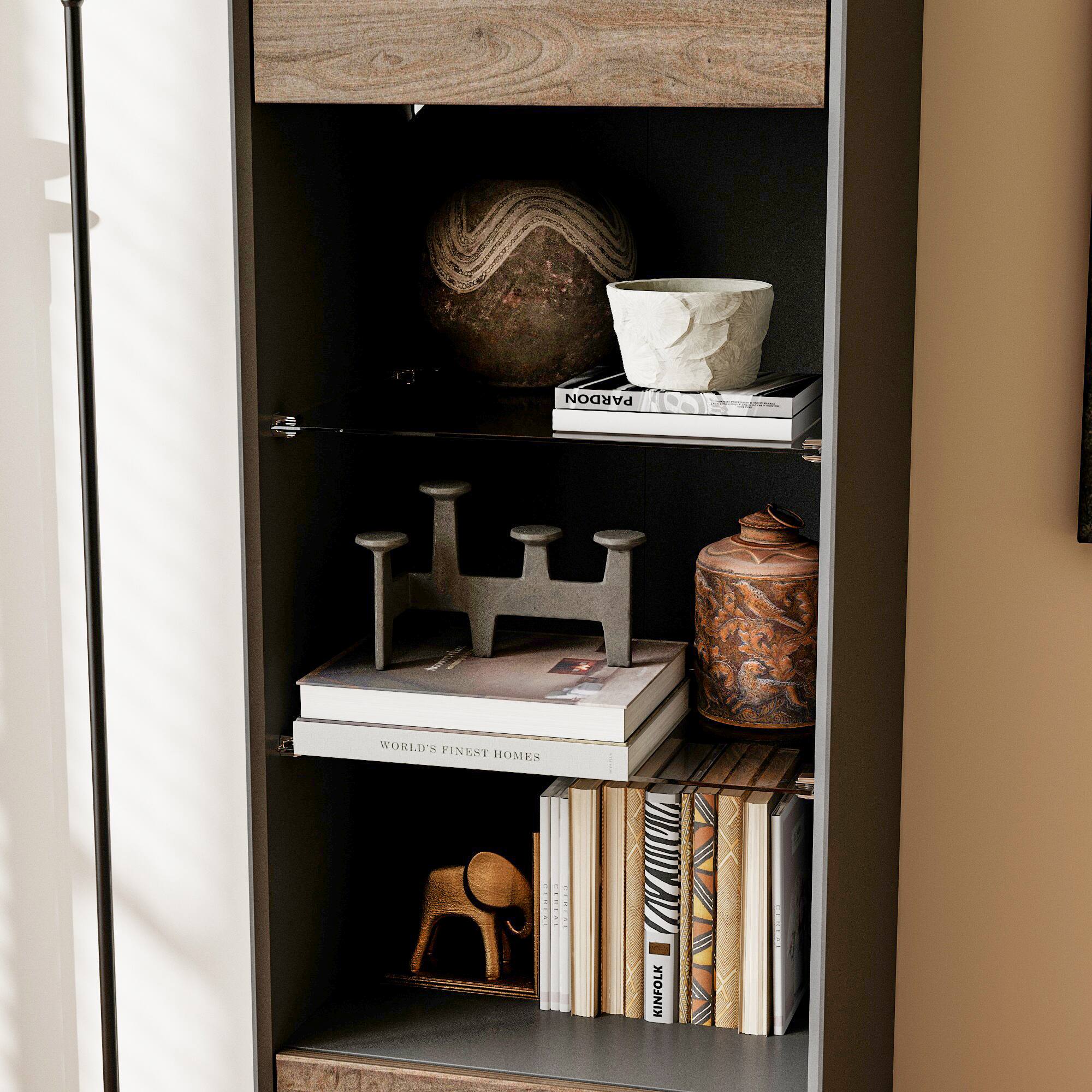 PARDON  
WORLD'S FINEST HOMES  
KINFOLK