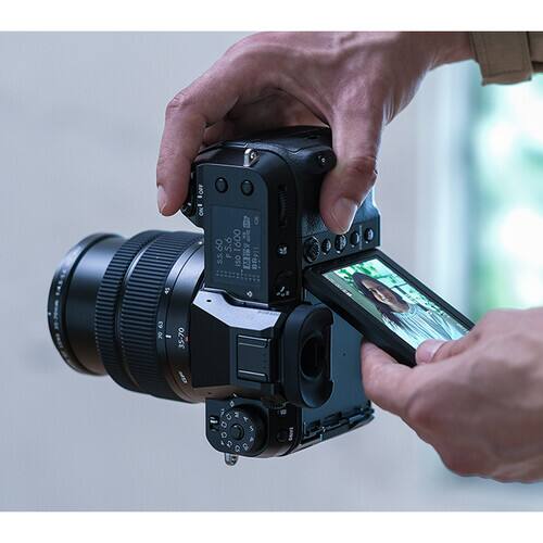 FOFF 8 O02 F5.6 1/600 S.S ISO 2 1140 E9 70 35-70 0 3 a G