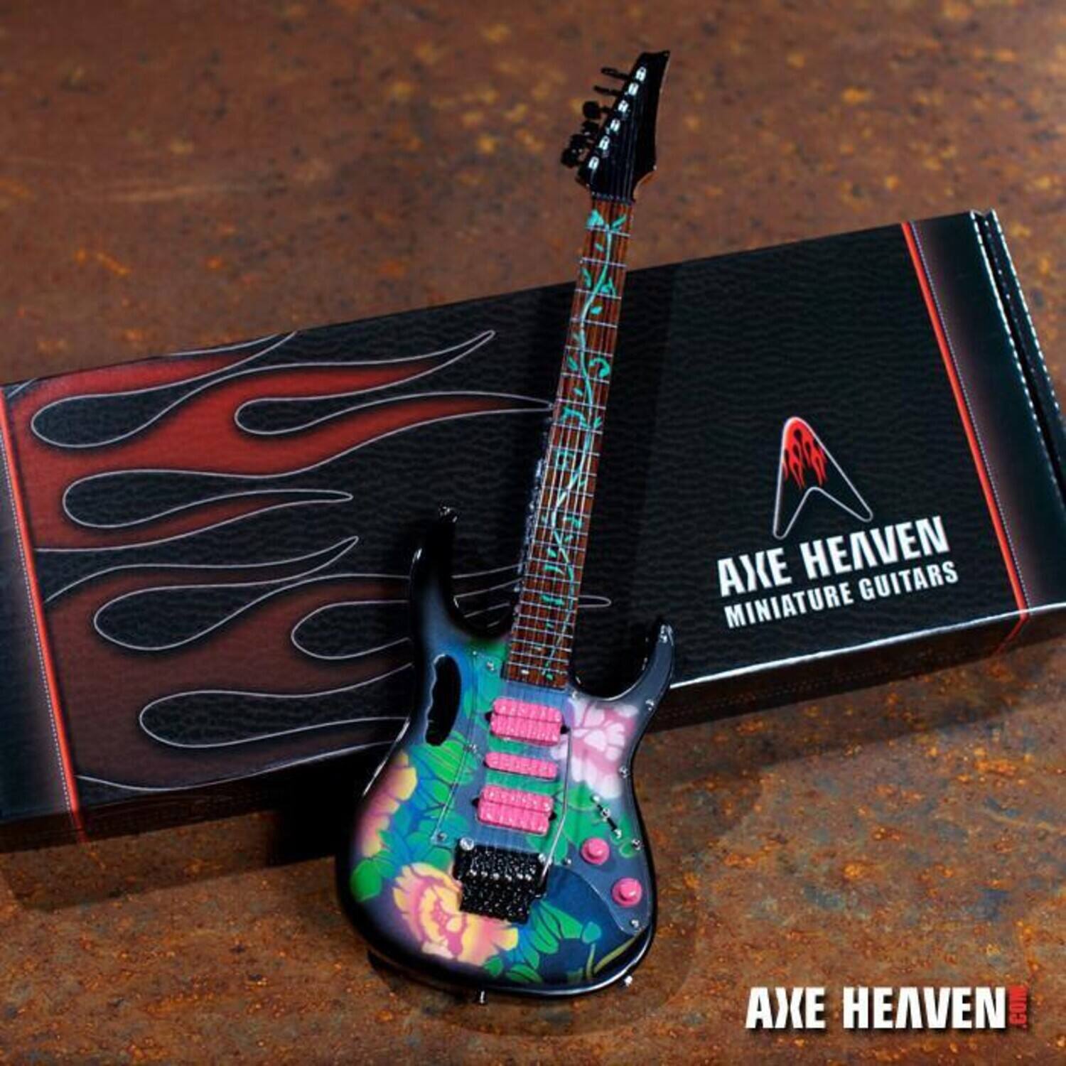 AXE HEAVEN  
MINIATURE GUITARS