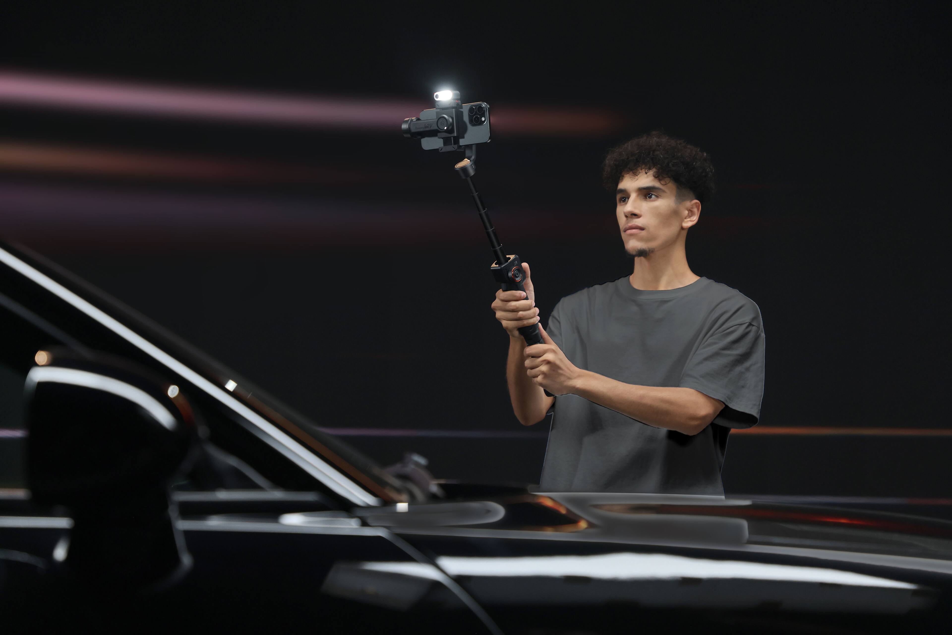 Alt View 16. Hohem - iSteady M7 3-Axis Gimbal Stabilizer for Smartphone w/ AI Tracking, Remote Control, Extendable Pole, & Magnetic RGB Light - Black.