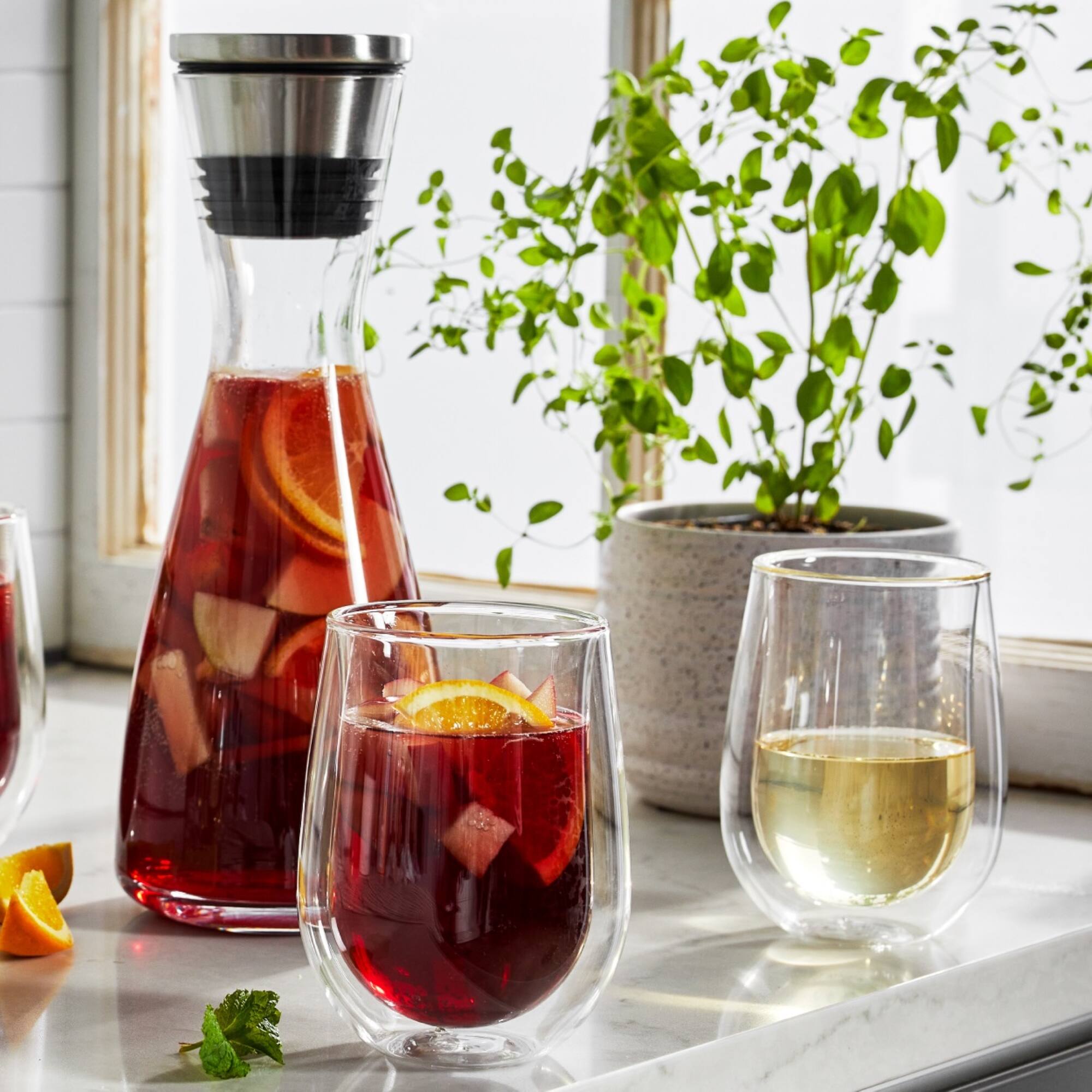 Alt View 3. ZWILLING - ZWILLING Sorrento 2-pc Double-Wall Glass Red Wine Glass Set 12 oz - Clear.