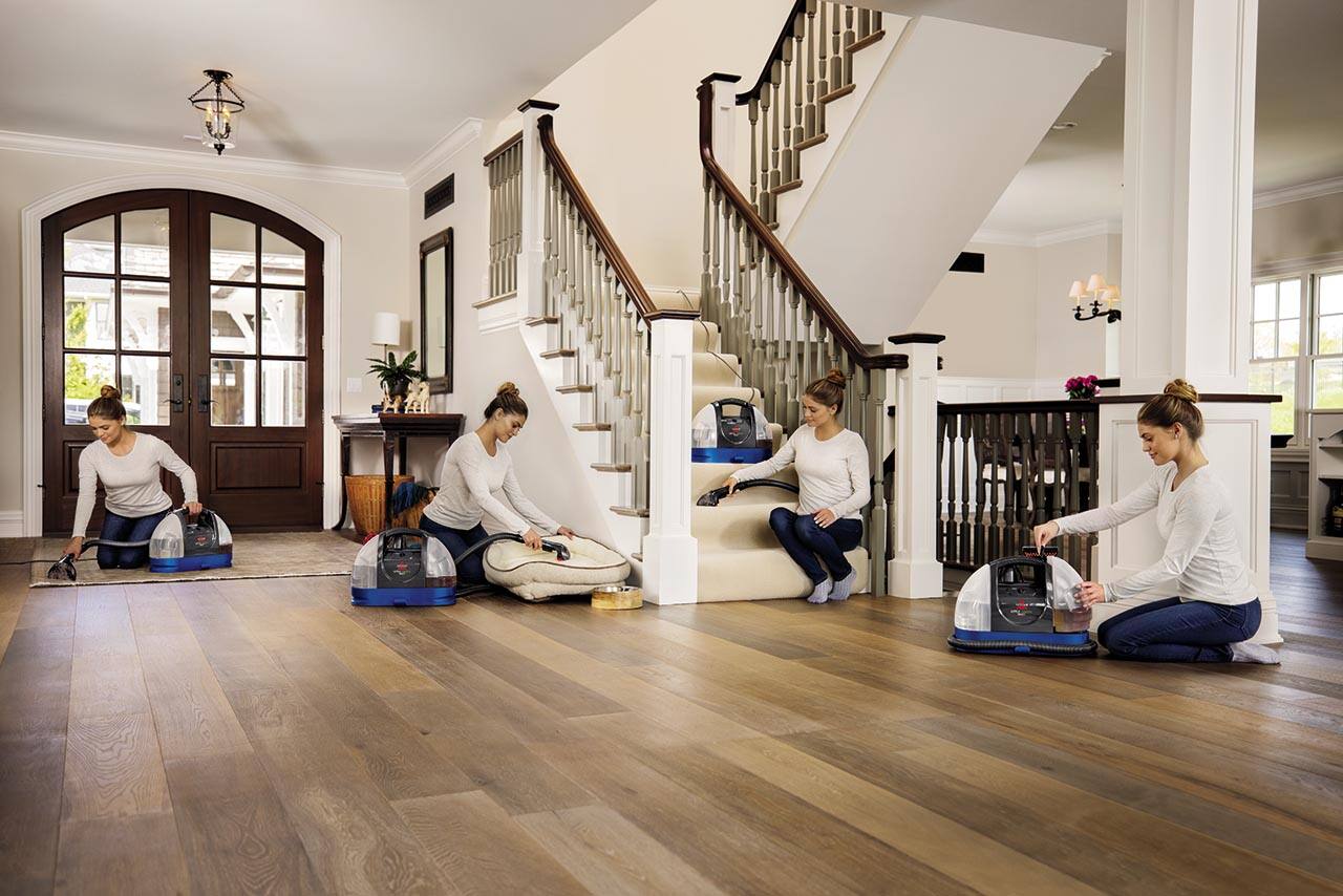 Angle. BISSELL - BISSELL Little Green® Mini Cordless Carpet Cleaner - Tea.