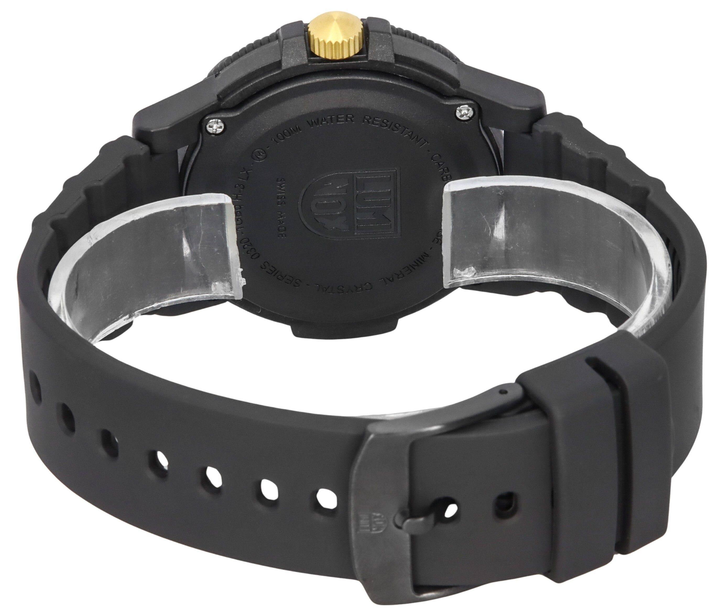 WATER RESISTANT  
CARBON MINERAL  
100M WATER RESISTANT  
CARBON MINERAL  
300M WATER RESISTANT  
CARBON MINERAL  
CRYSTAL MINERAL  
0320 SERIES  
Bawe KON LUM 0320-100974  
BDAM A 0320 SERIES