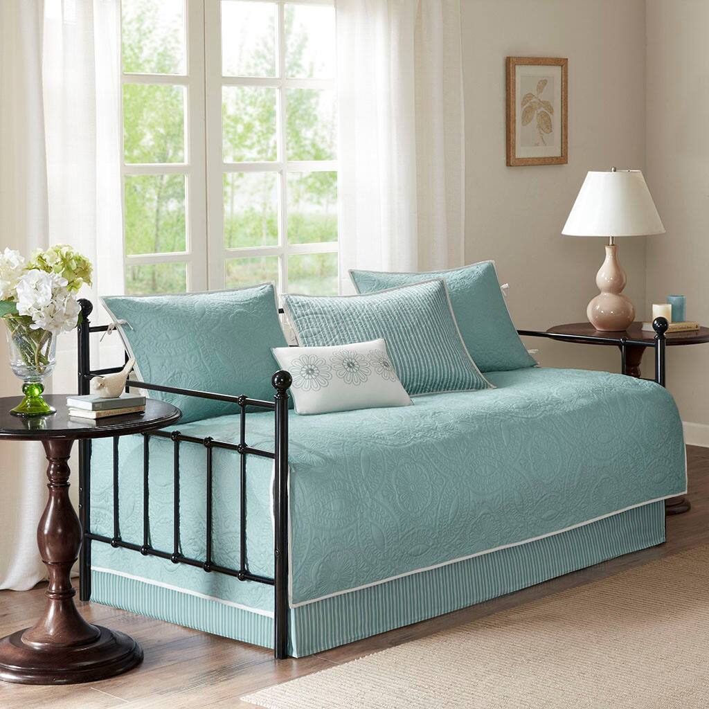 Alt View 1. Gracie Mills - Gracie Mills Shirley 6-Piece Reversible Daybed Cover Set - Blue.
