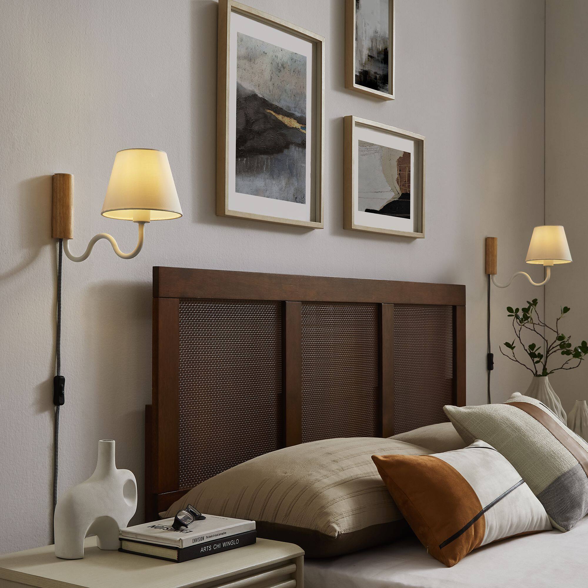 The text on the image reads:

"ARTS CHI WINGLO"