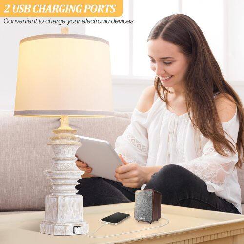 2 USB CHARGING PORTS  
Convenient to charge your electronic devices