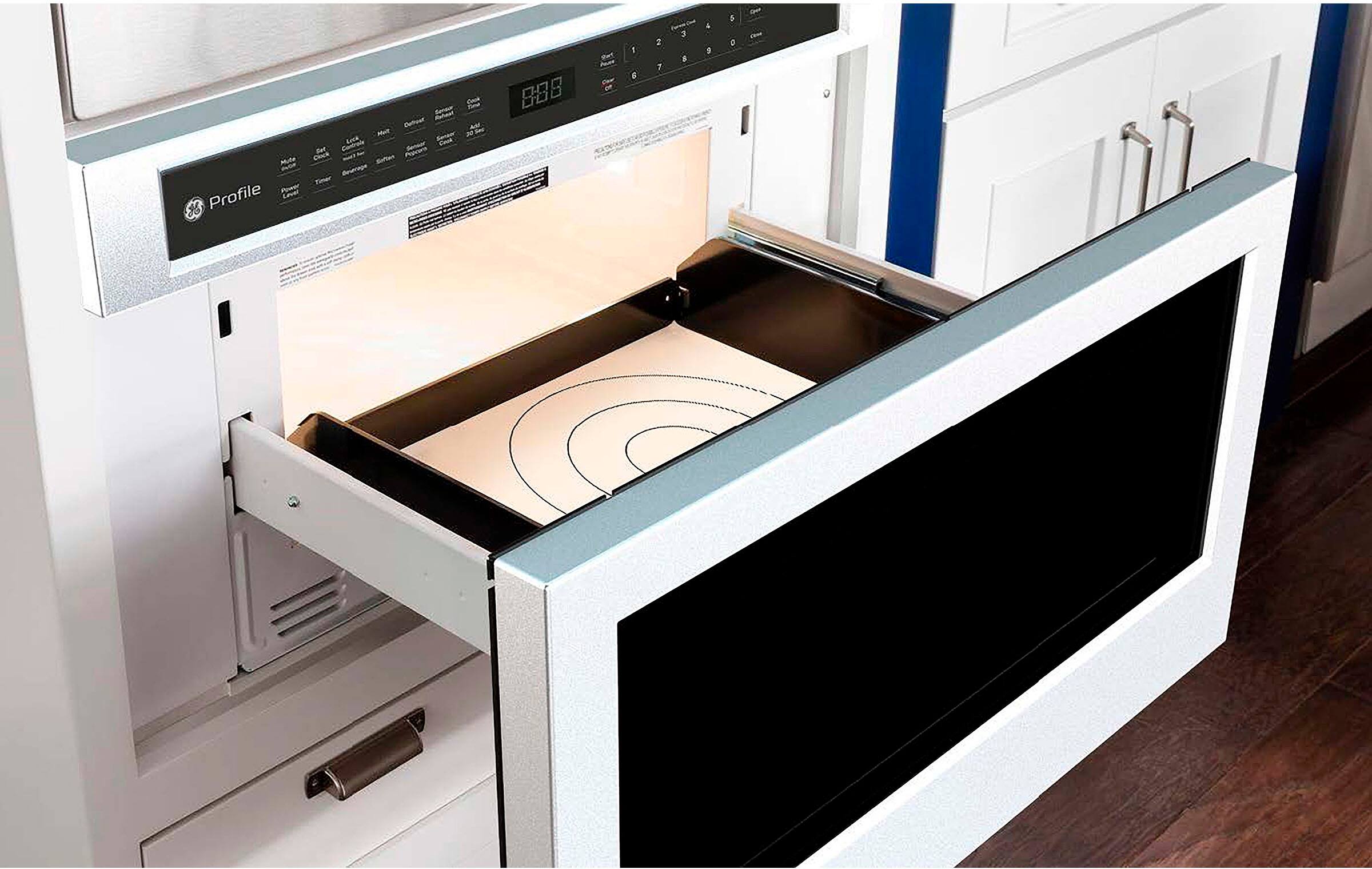 I Mell Defoa 30 888 1 & 3 5 2  Profile