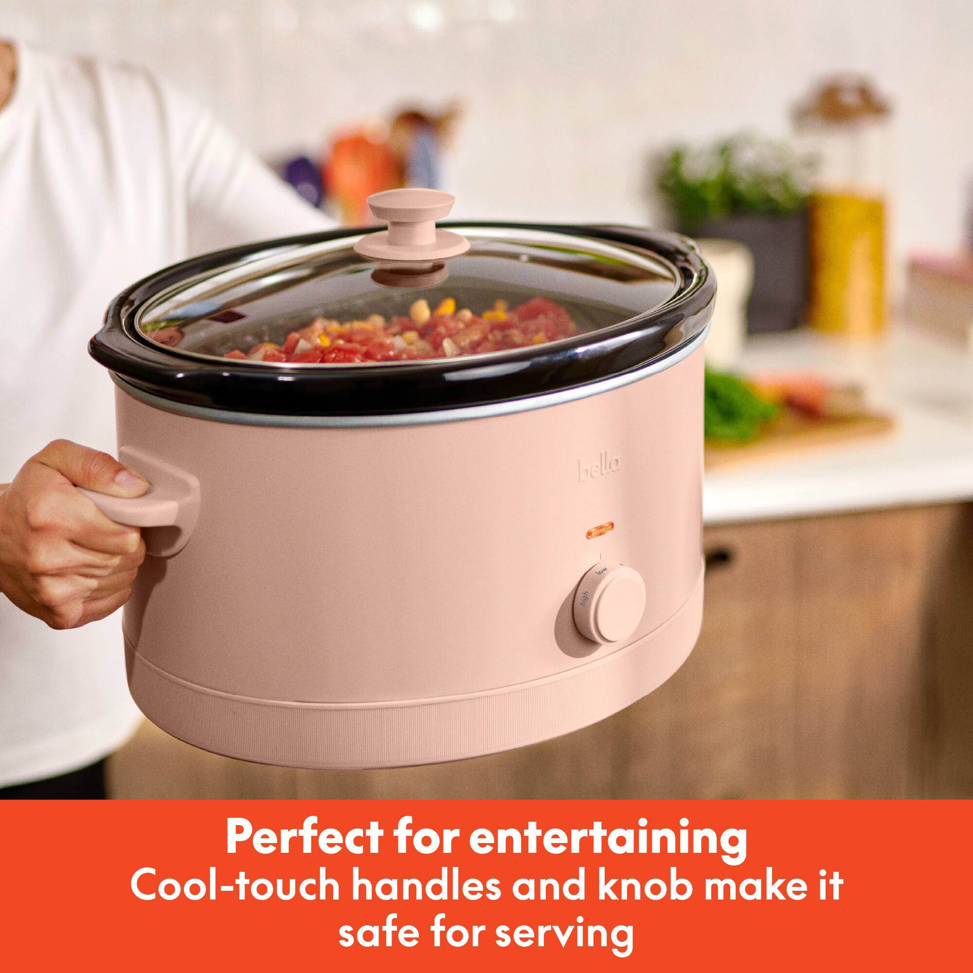 Perfect for entertaining  
Cool-touch handles and knob make it safe for serving