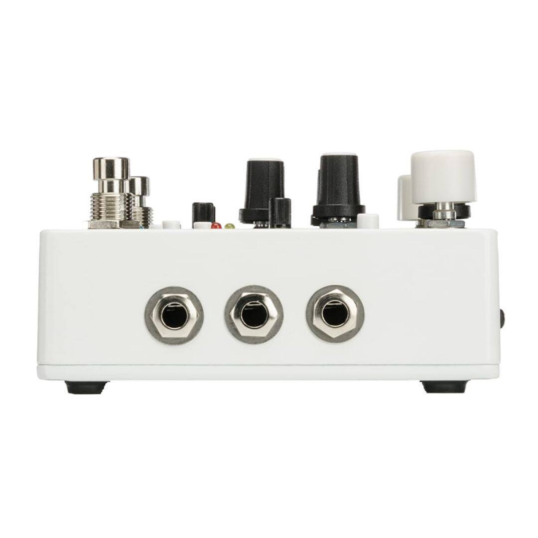 Angle. Electro-Harmonix - Mod Rex Polyrhythmic Modulator.