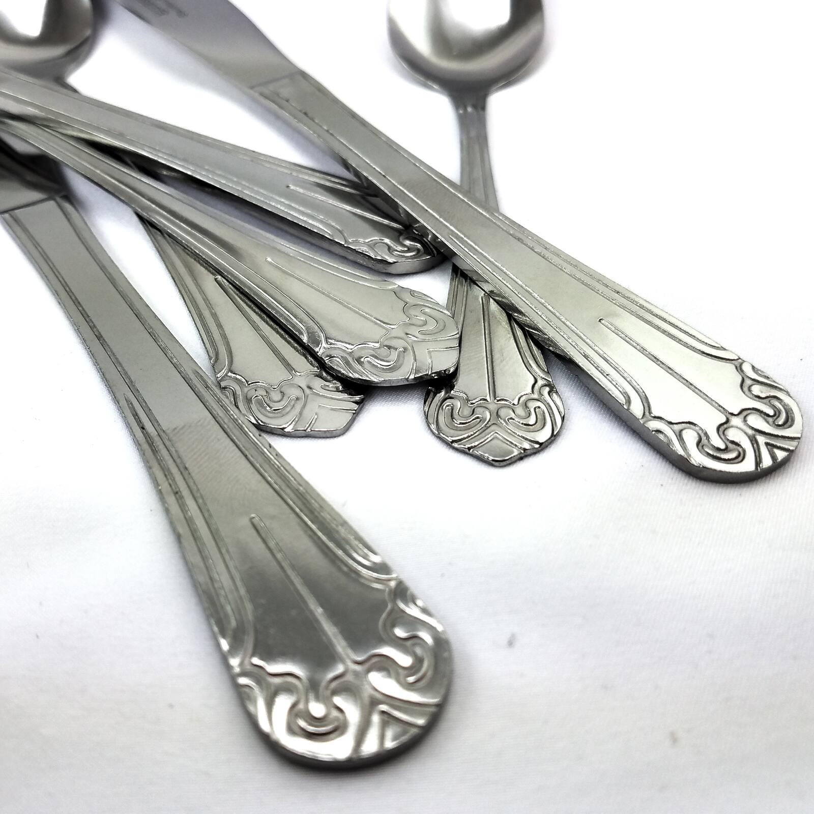 Alt View 4. Gibson - Gibson Home Mariano 24 Piece Flatware Set - Silver.