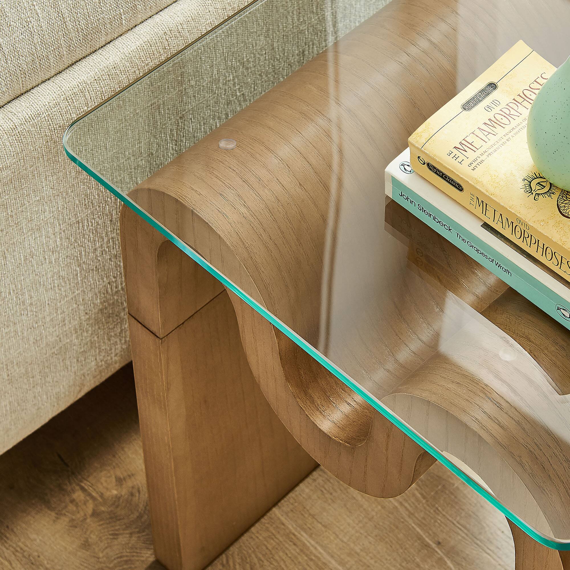 1) HASES THE T METAMORPHOSES  
   u' WOR_REY PRAMSIANI  
   M SN OWRA Miin Oualia  
   Joln EME 2os Slinbeck  
   UNW 17H TAMORPHOSES  
   GoeS Wroth  

2) THE METAMORPHOSES  
   AND  
   THE METAMORPHOSES  
   John Steinbeck  
   The Grapes of Wrath