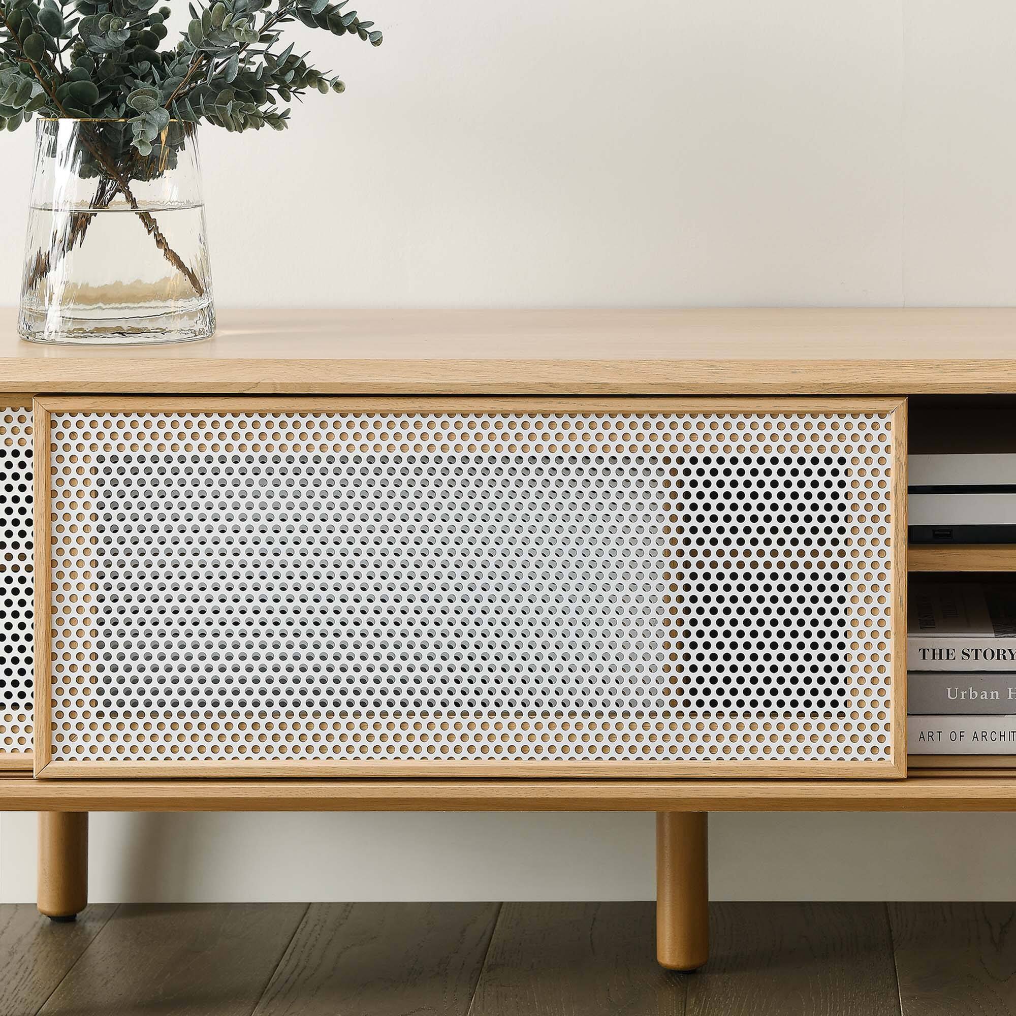 THE STORY  
Urban H  
ART OF ARCHIT