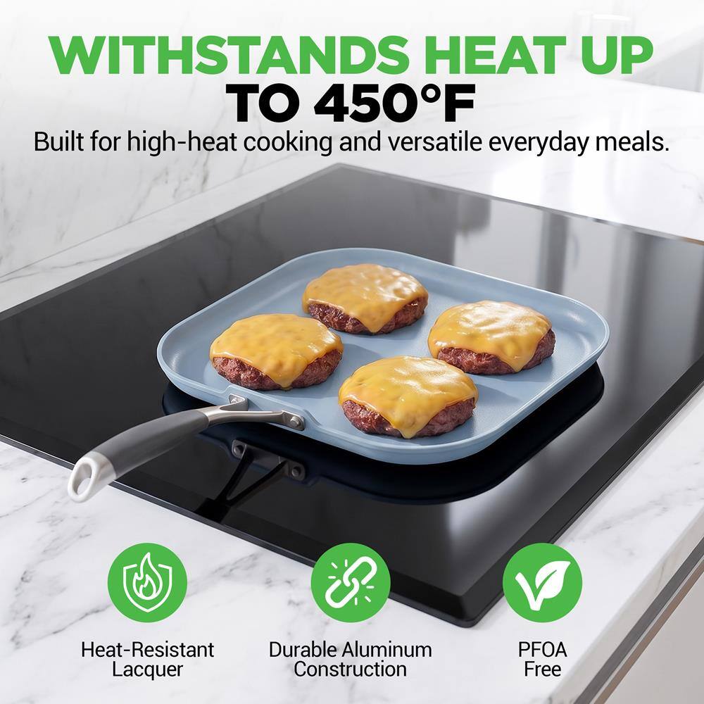 WITHSTANDS HEAT UP TO 450°F  
Built for high-heat cooking and versatile everyday meals.  
Heat-Resistant Durable Aluminum Lacquer Construction  
PFOA Free