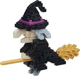 PopMarket - Nanoblock - Monsters - Collection Series - Witch Building Kit - Collectibles - Multicolor