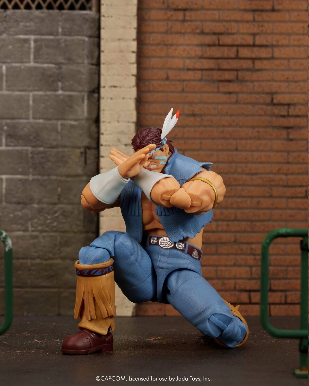 AZZAN  
@CAPCOM. Licensed for use by Jada Toys, Inc.