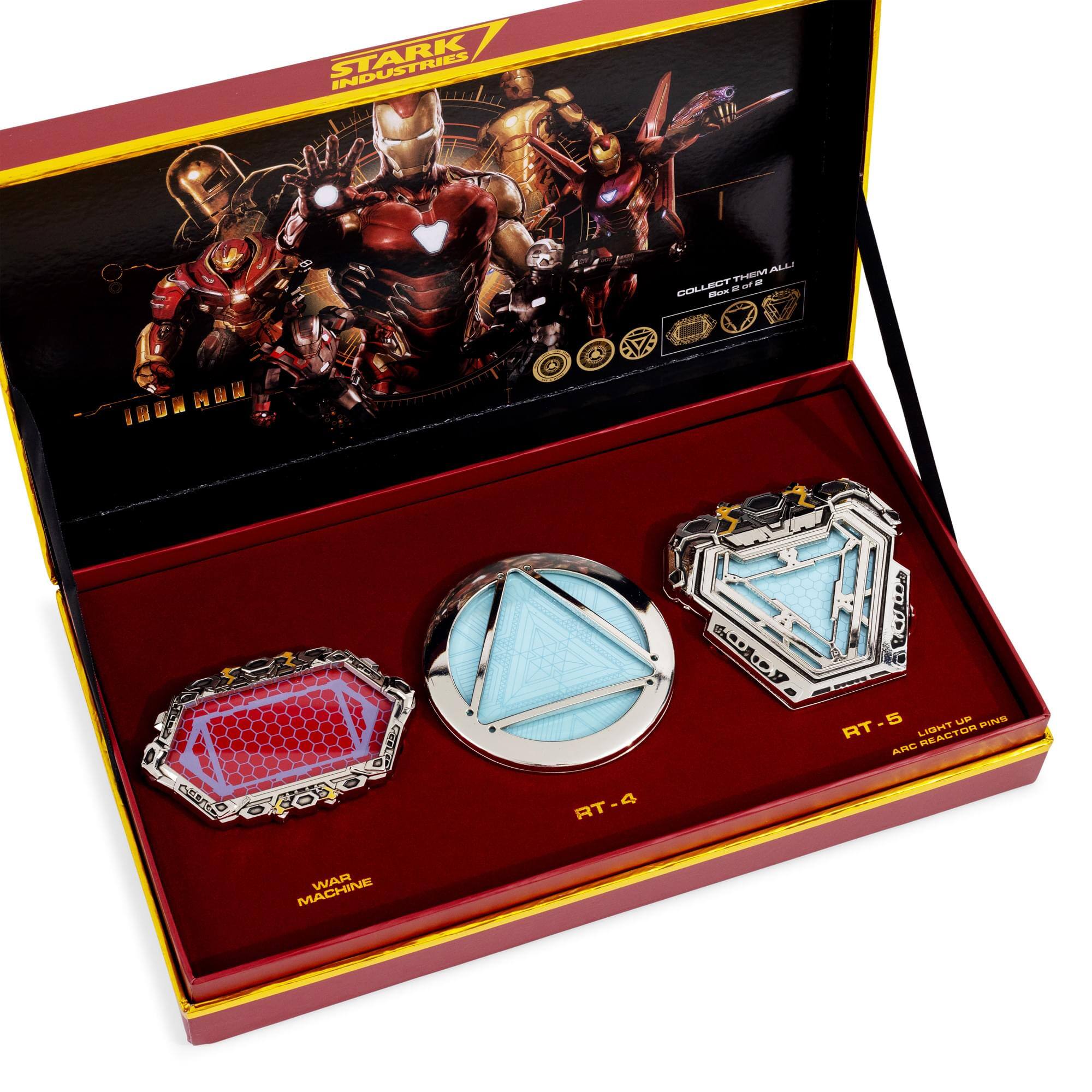 STARK INDUSTRIES

IRON MAN

COLLECT THEM ALL!
BOX SET 2

RT-4
ARC REACTOR

RT-5
LIGHT UP ARC REACTOR PINE

WAR MACHINE