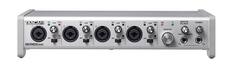 TASCAM
SERIES 208i
1
SIG GAIN PEAK
MIC/ INST LINE +48V
2
SIG GAIN PEAK
MIC/ INST LINE +48V
3
SIG GAIN PEAK
MIC/ INST LINE +48V
4
SIG GAIN PEAK
MIC/ INST LINE +48V
USB
MONITOR
MONITOR BALANCE
PHONES
INPUT
COMPUTER
VOL 01 02