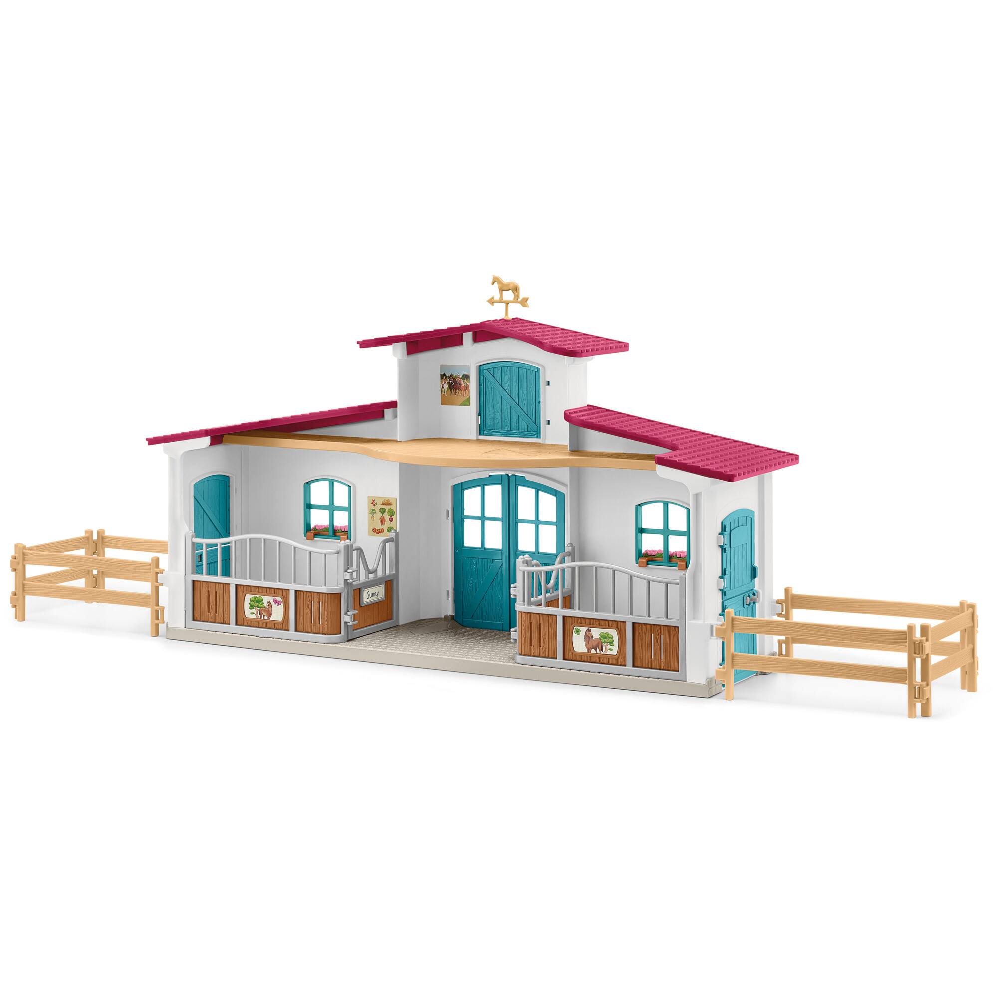 Alt View 2. Schleich - Horse Club: Lakeside Riding Center.