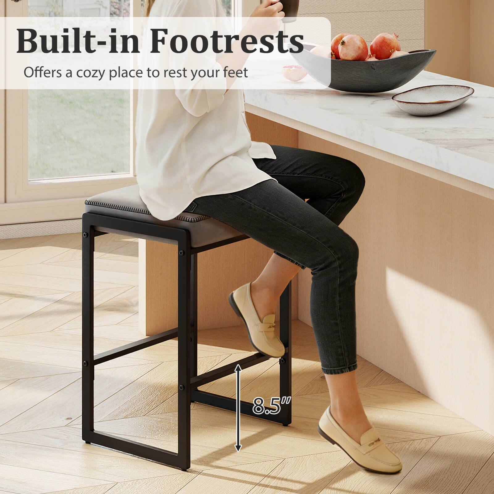 Built-in Footrests  
Offers a cozy place to rest your feet  
8.50"