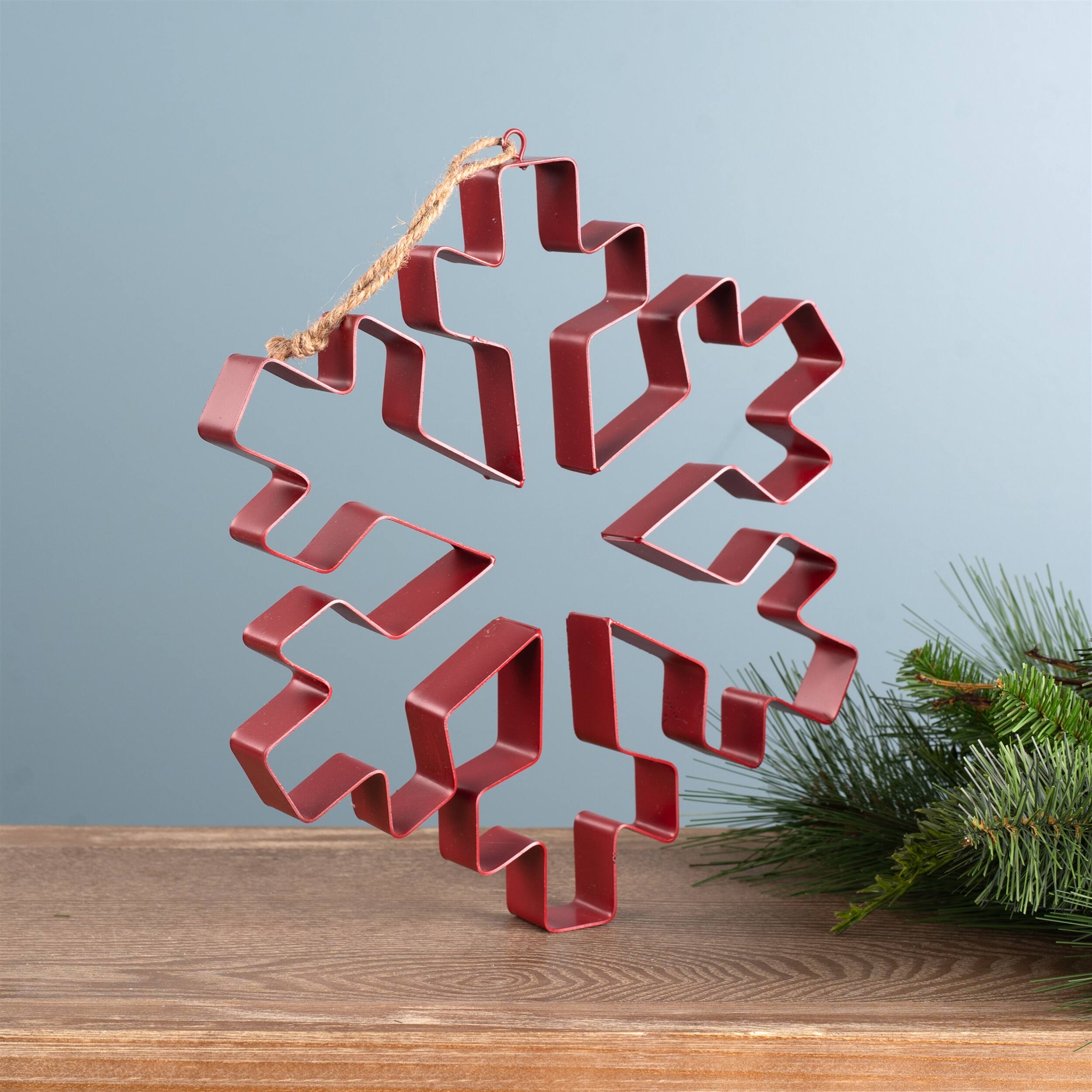 Angle. BreeBe - Snowflake Cookie Cutter Ornament (Set of 4) - Red.