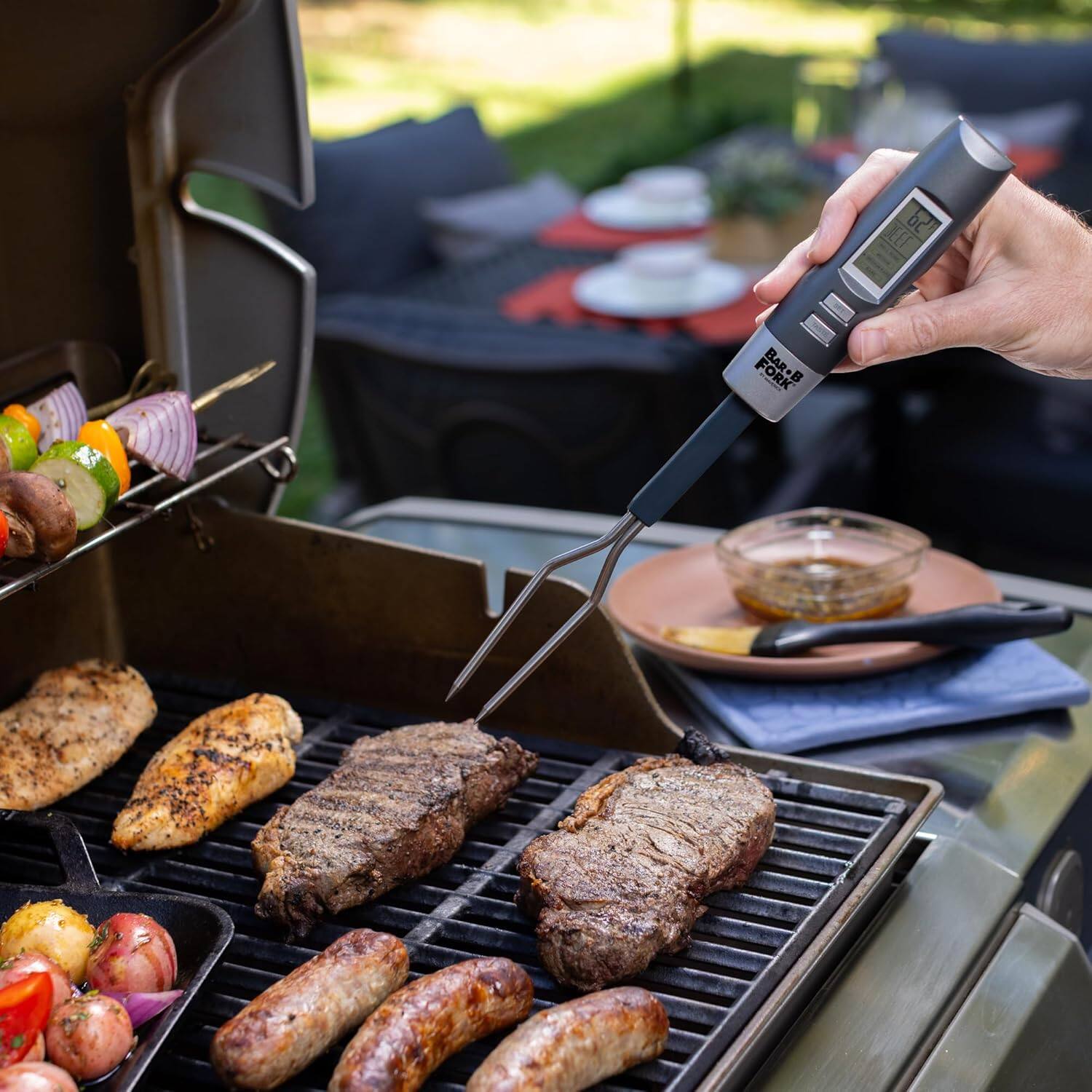 Back. Maverick - BarBFork Digital Grilling Fork Thermometer - Grey.