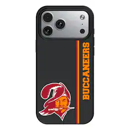 Keyscaper - NFL - Tampa Bay Buccaneers Throwback Logo iPhone Magnetic Bump Case - 15 - Black