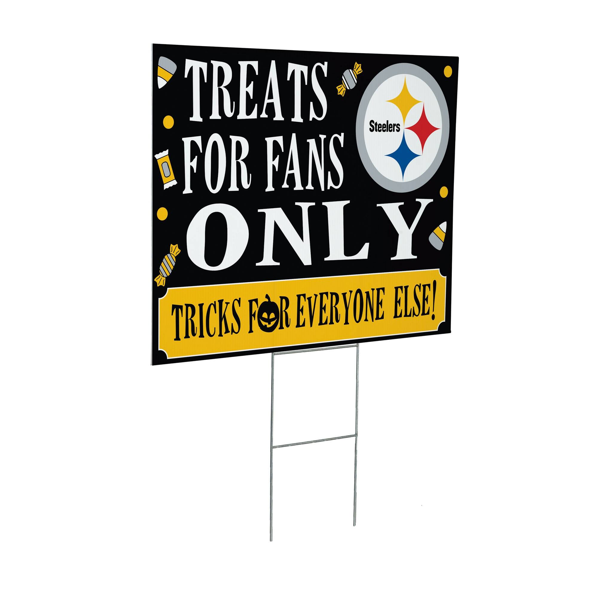 TREATS FOR FANS ONLY  
TRICKS FOR EVERYONE ELSE!