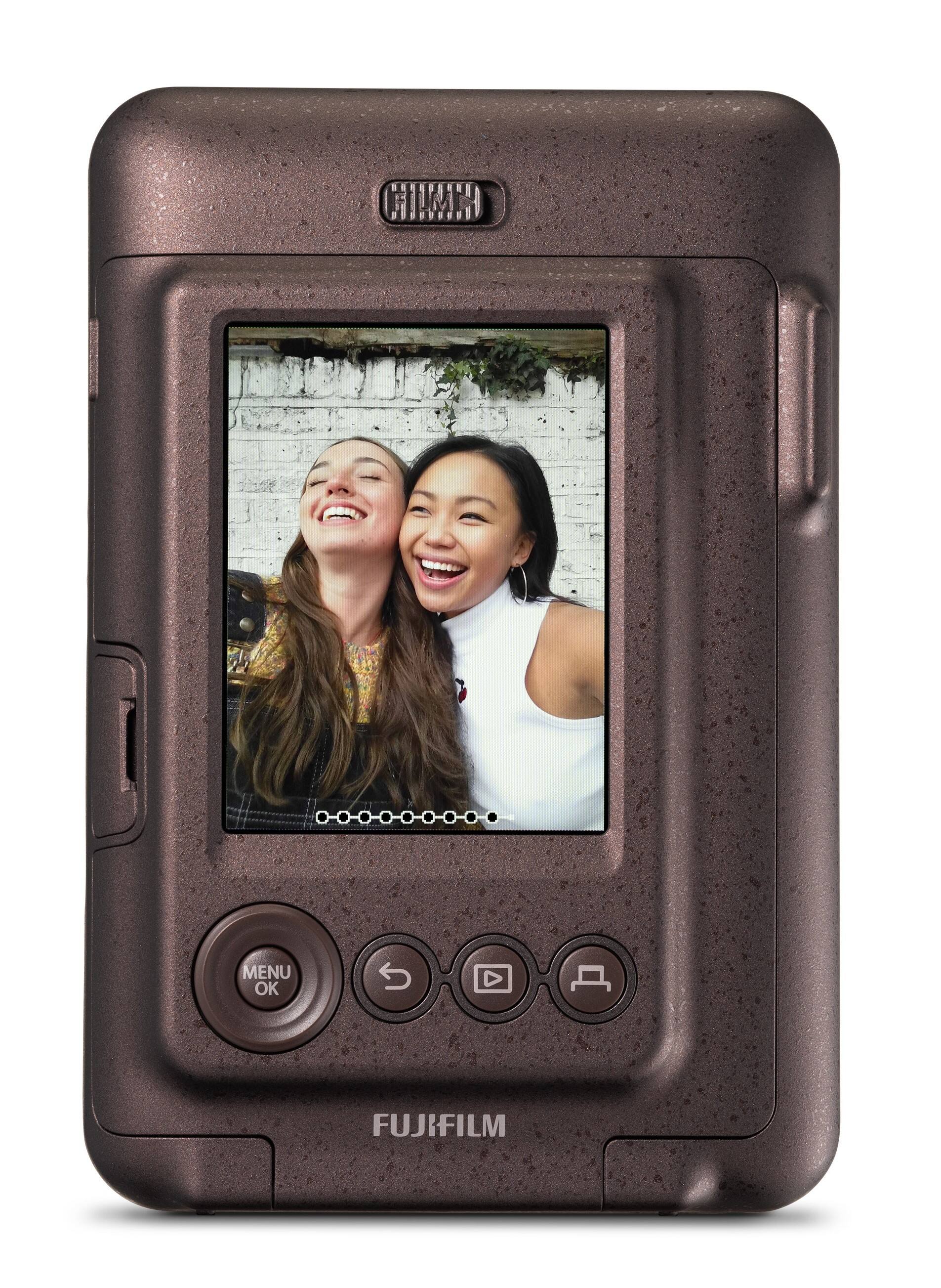 The text on the image reads "CIMA MENU OK FUJIFILM."