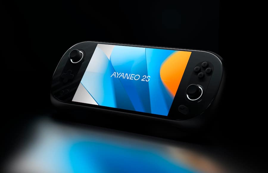 2S Windows Gaming Handheld AMD Ryzen 7840U 32GB RAM with 2TB SSD 2S Windows Gaming Handheld AMD Ryzen 7840U 32GB RAM with 2TB SSD