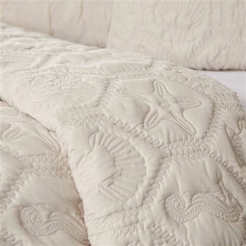 Back. Hivvago - Queen Coastal Beach Starfish Seashells Seahorse Sand Tan 3-Piece Quilt Set - Sand Tan.