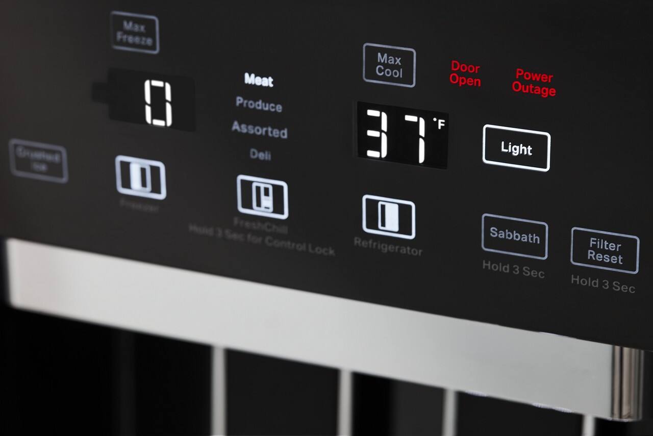 Max Freeze  
Meat  
Produce  
Assorted  
Deli  
Max Cool  
37°F  
Light  
Door Open  
Power Outage  
FreshChill  
Hold 3 Sec for Control Lock  
Refrigerator  
Sabbath  
Hold 3 Sec  
Filter Reset  
Hold 3 Sec
