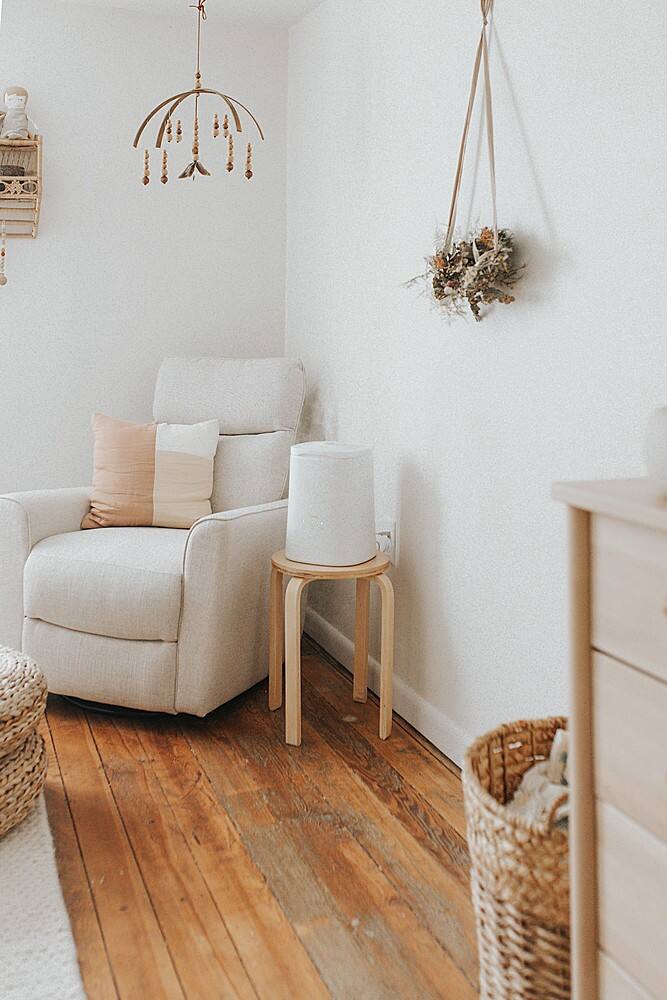 Top. CRANE - 1.2 Gal. Cool Mist Humidifier & Aroma Diffuser - White.