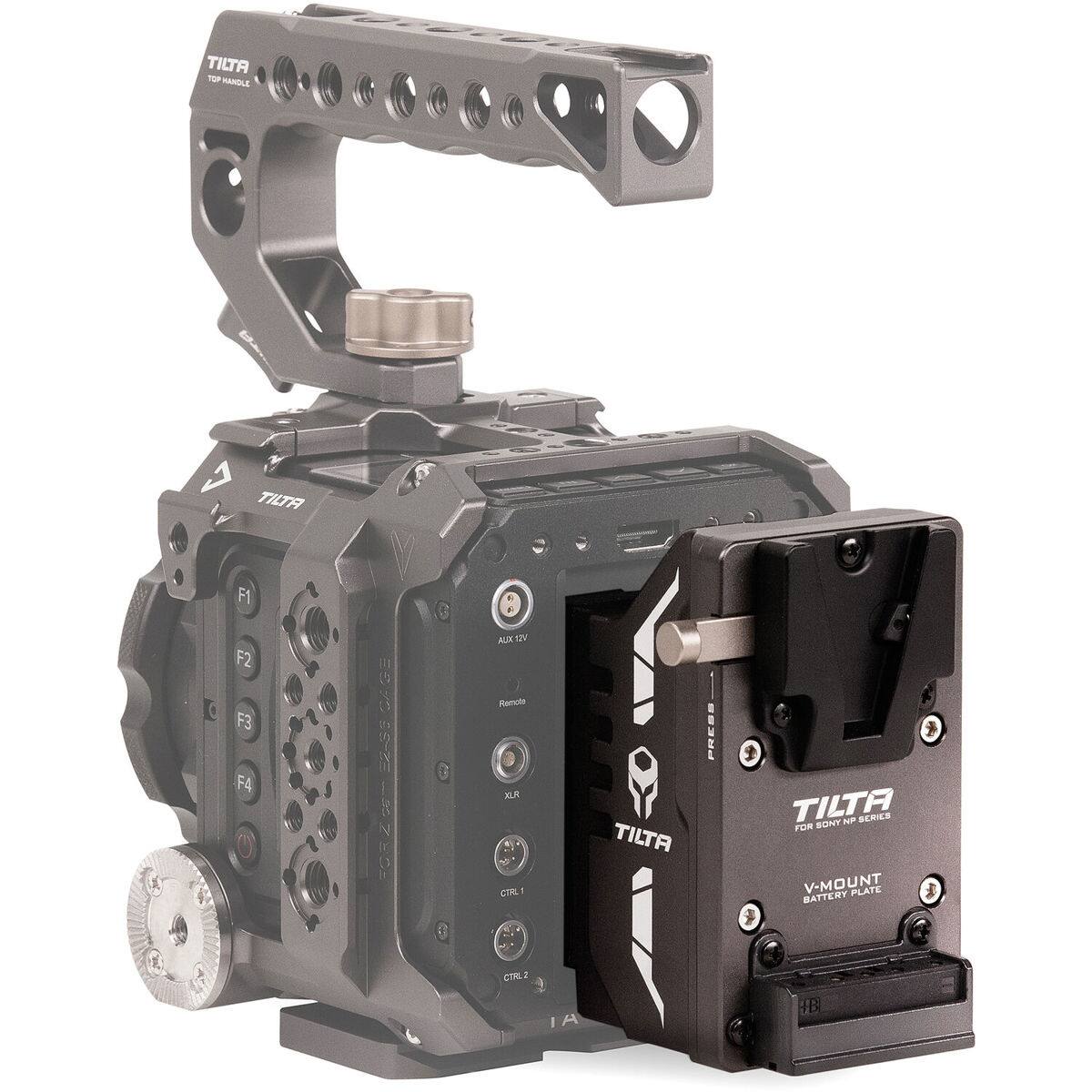 TILTA TOP HANDLE

F1 F2 F3 F4

INSTAGRAM E2-SS FROSFOR

AUX 12V Remote QR TILTA CTRL: CTRL2 IA

PRESS

TILTA FOR SONY NP SERIES BATTERY V-MOUNT PLATE HB