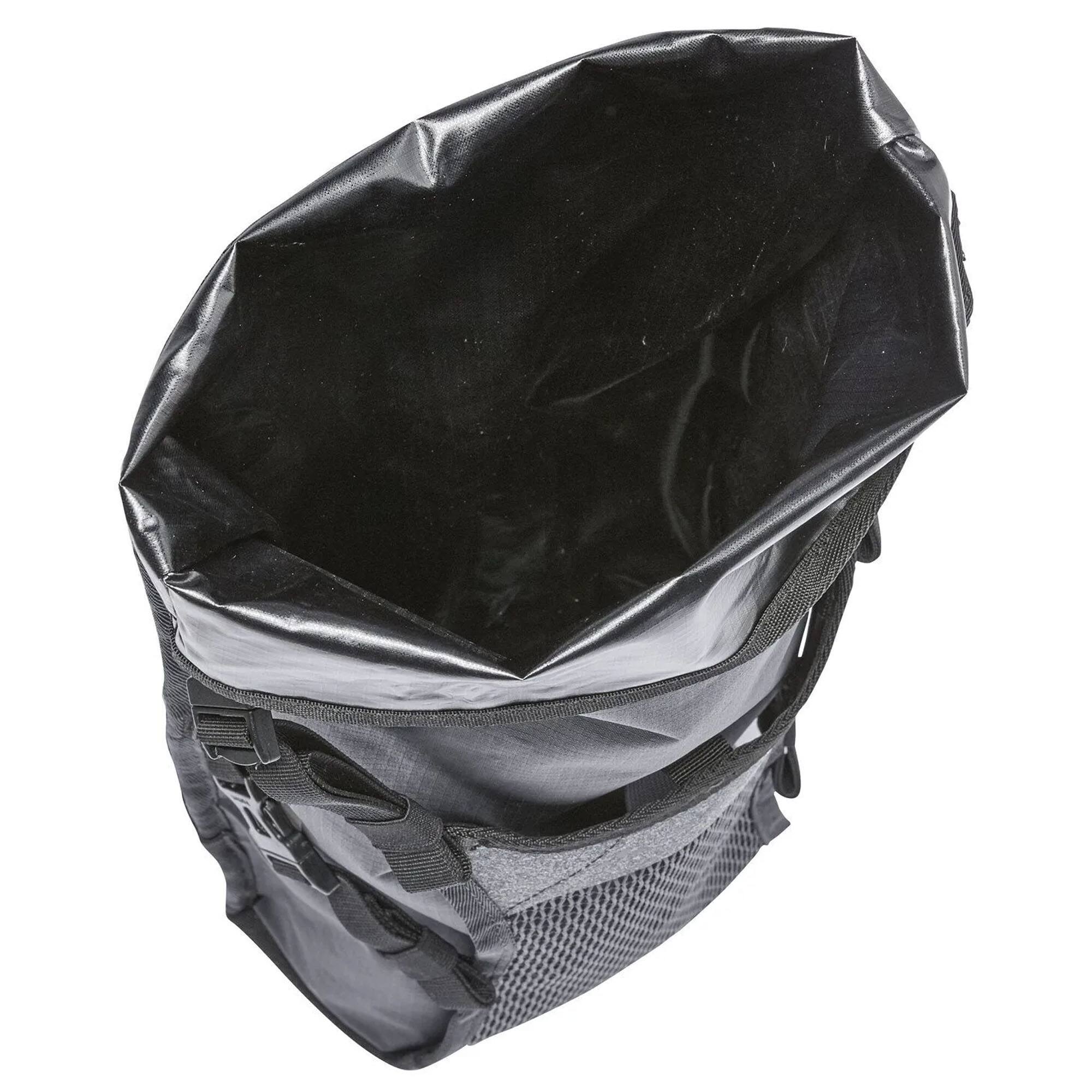 Alt View 3. VAUDE - Vaude Trailpack II Waterproof Cycling Backpack - Black Uni - Black Uni.