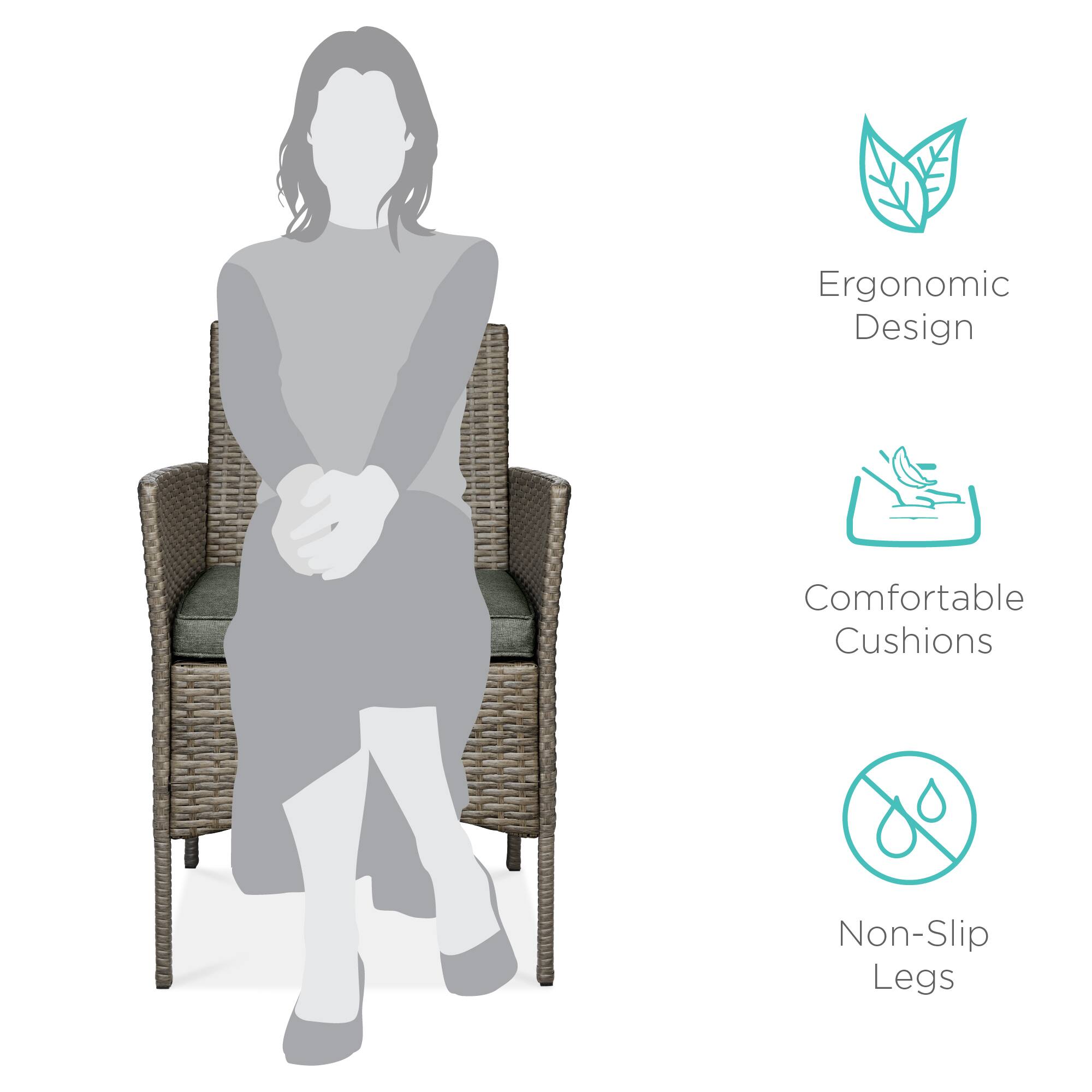 Ergonomic Design  
Comfortable Cushions  
Non-Slip Legs