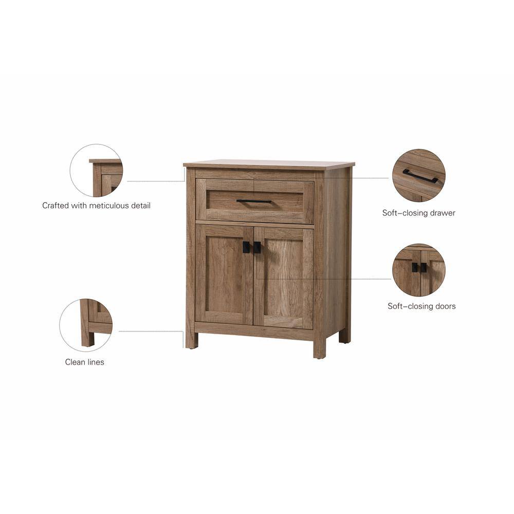 Crafted with meticulous detail  
Soft-closing drawer  
Soft-closing doors  
Clean lines