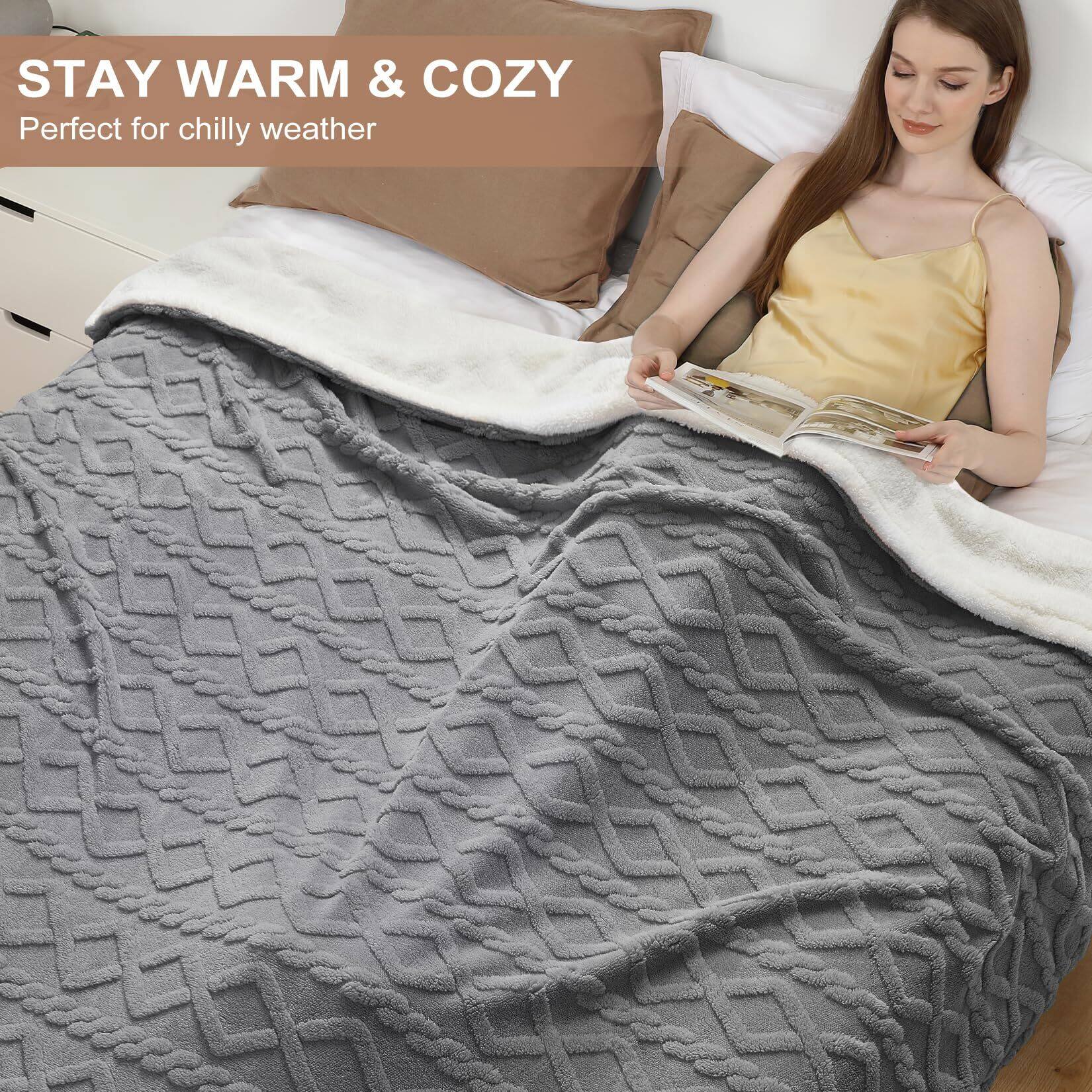 STAY WARM & COZY  
Perfect for chilly weather