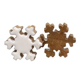 Angle. BreeBe - Jar of 20 Enamel & Wood Snowflakes - White.