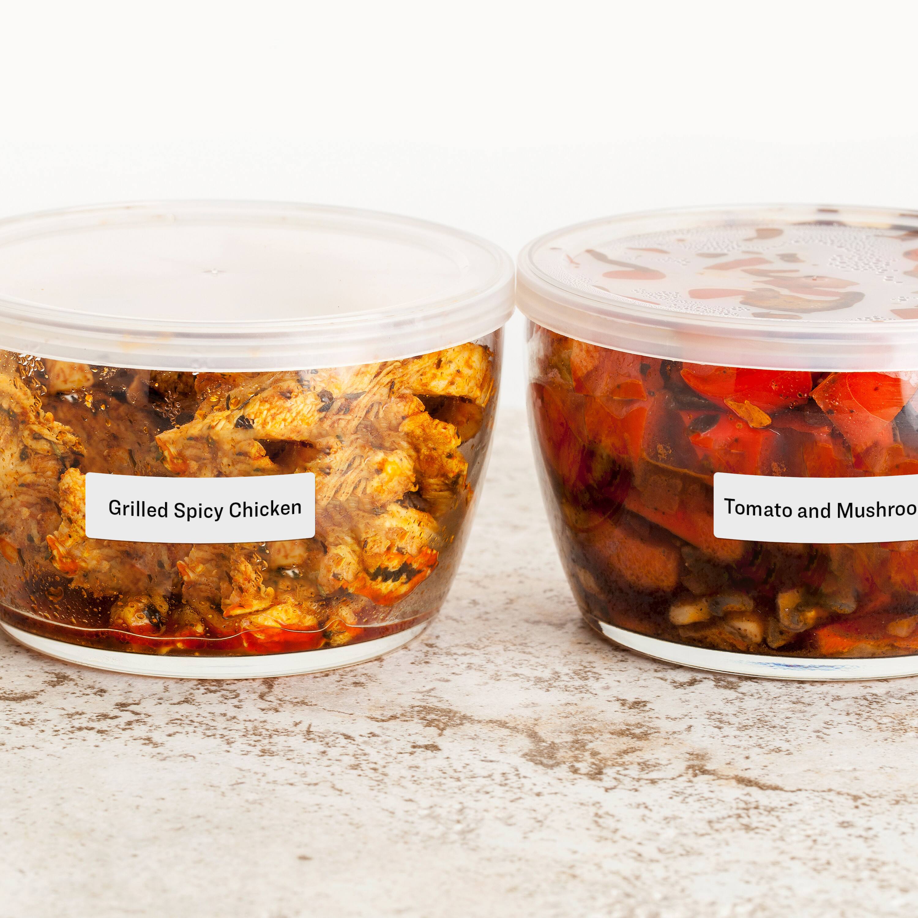 Grilled Spicy Chicken  
Tomato and Mushroom