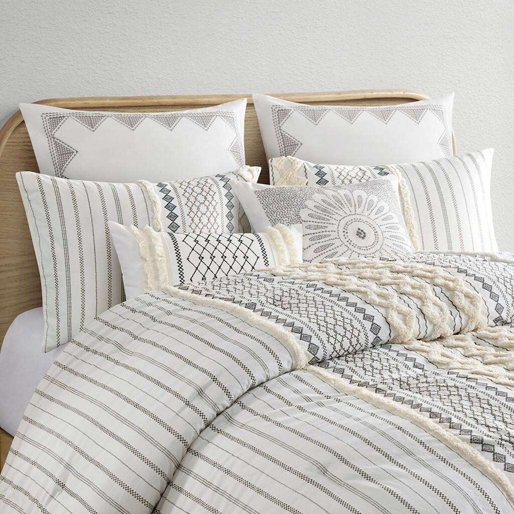 Alt View 2. Gracie Mills - Gracie Mills Modesto Printed Cotton Comforter Set with Chenille - Ivory.