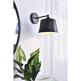 Living District - Nota 1 light Wall Sconce - Black