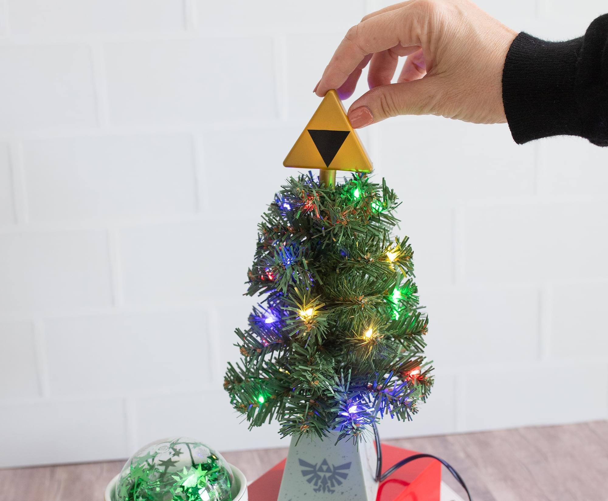Alt View 10. Halo - The Legend of Zelda Triforce LED USB-Powered Light-Up Desktop Holiday Tree - Green.
