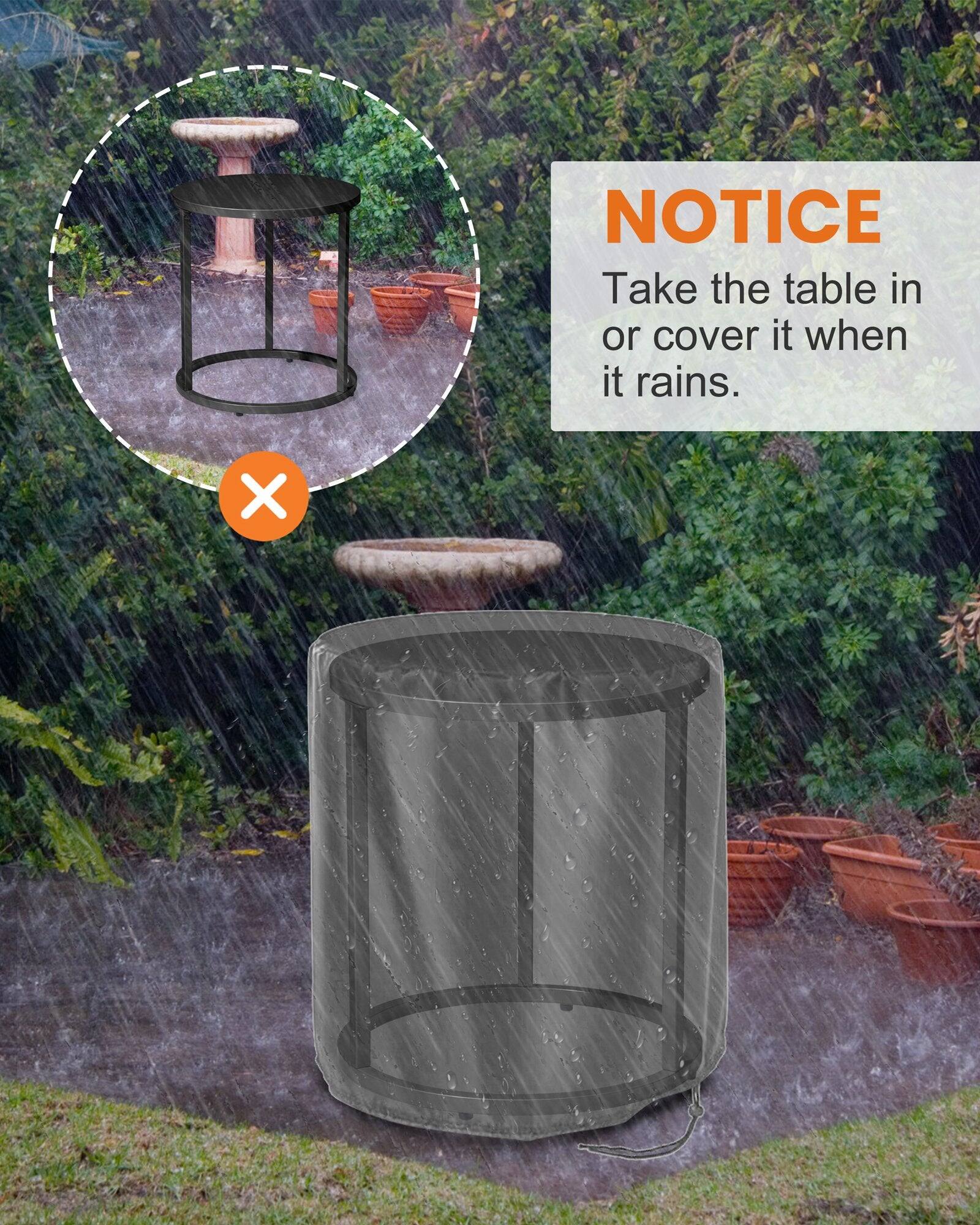 NOTICE  
Take the table in or cover it when it rains.