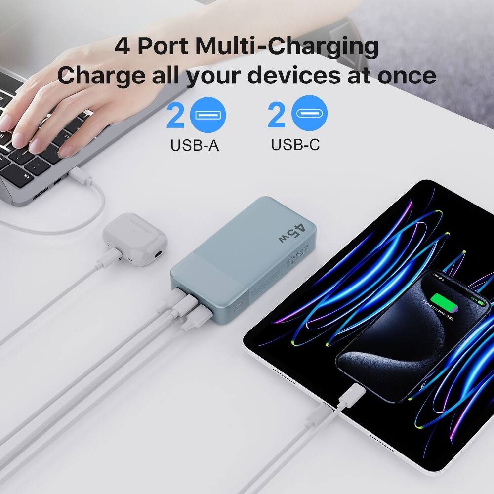 4 Port Multi-Charging  
Charge all your devices at once  
2 USB-A  
2 USB-C